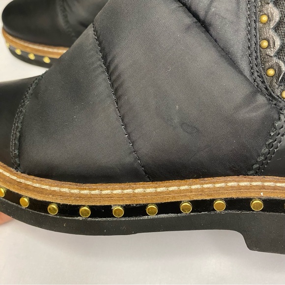 Free People Atlas Puffer Chelsea Black Booties Size 6 - Picture 11 of 13